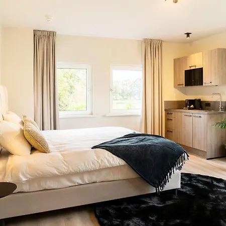 Boutique Elise * ווינטרסווייק