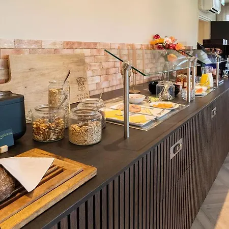 Boutique Elise * ווינטרסווייק