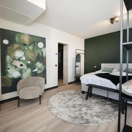 Boutique Elise Hotel *