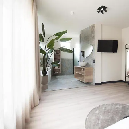 Hotel Boutique Elise *