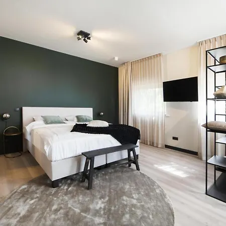 Hotel Boutique Elise *